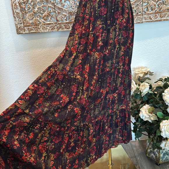 Natural Life Evangeline Maxi Dress in Red Watercolor Floral- size S - Picture 11 of 16